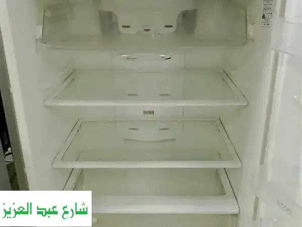 ثلاجة مستعملة بحالة ممتازة - كالجديدة! (فرصة لا تُفوّت)
