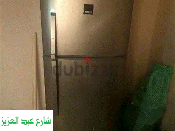 ثلاجة مستعملة بحالة ممتازة - كالجديدة! (فرصة لا تُفوّت)