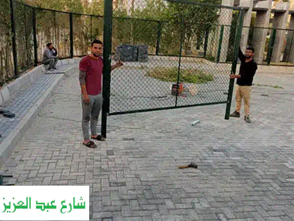 أسوار سلك خضراء محمية بالبلاستيك - احمِ حديقتك...