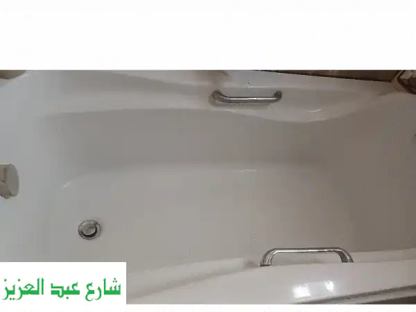 استمتع براحة فاخرة مع بانيو ديورافيت 170*80: عرض خاص!