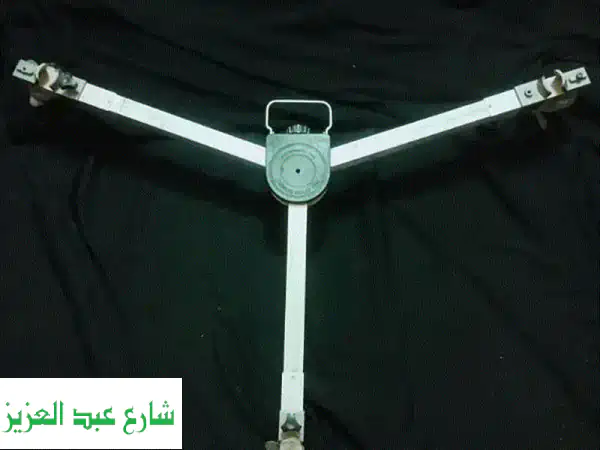 حامل ترايبود دوللى 100 بروفيشنال - مثالي للكاميرات والإضاءة! (مستعمل بحالة ممتازة)