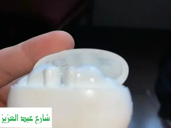 هاواي فري بادز 4i بيضاء - حالة ممتازة! سماعات أذن لاسلكية بتجربة صوتية رائعة