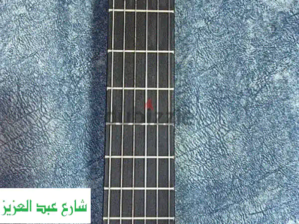 جيتار فالنسيا جديد كلياً - فرصة لا تُفوّت...
