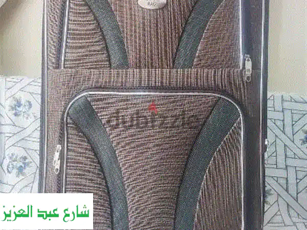 شنطة سفر ترولي وسط مميزة - سافر براحة و أمان! ✈️
