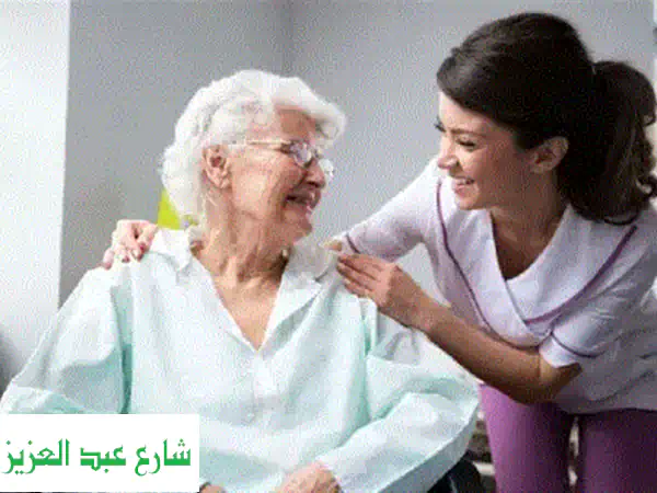 تمريض منزلي في مصر | رعاية مسنين متخصصة 24 ساعة