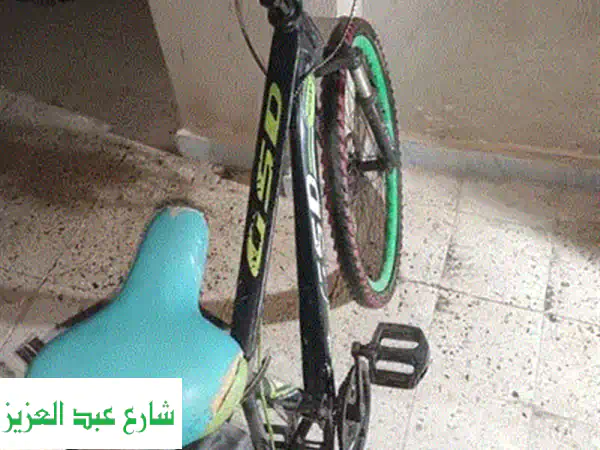 عجلة فونيكس 26 بوصة - بحالة ممتازة! جاهزة للمغامرة!