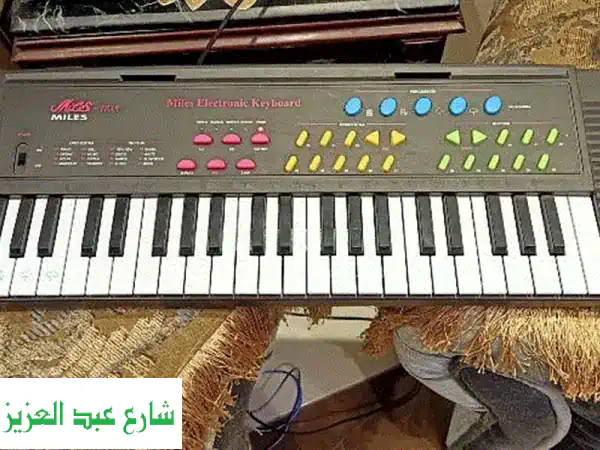 بيانو بحالة ممتازة كالجديد - فرصة لا تُفوّت!