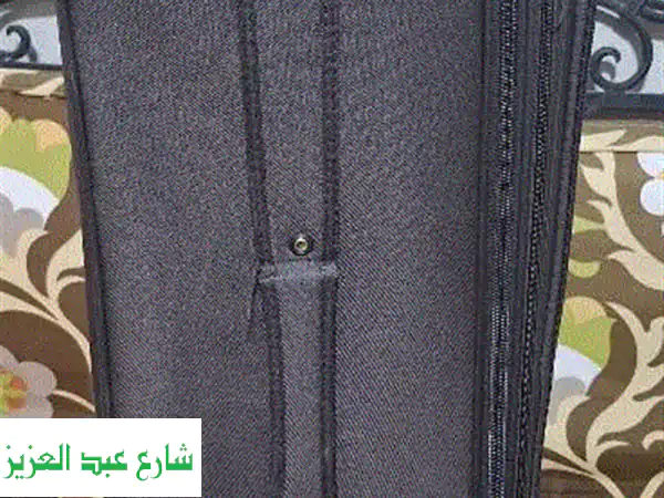 عرض حصري! حقيبة سفر وسط (45x70 سم) - وارد الإمارات - سعر لا يقاوم!