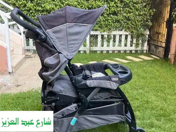 عربة أطفال شيكو مزدوجة + مقعد سيارة - بحالة ممتازة!...