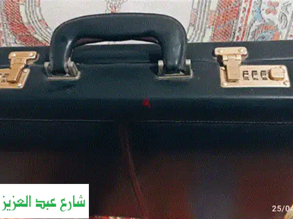 شنطة سفر سامسونج فاخرة: احمي أغراضك الثمينة بأمان وأناقة