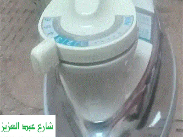 مكواة جيزة ناشولن - استخدام خفيف، كالجديدة! ✨