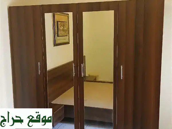 غرفة نوم ملكية: سرير 170 سم + خزانة 4 أدراج + مرايا...