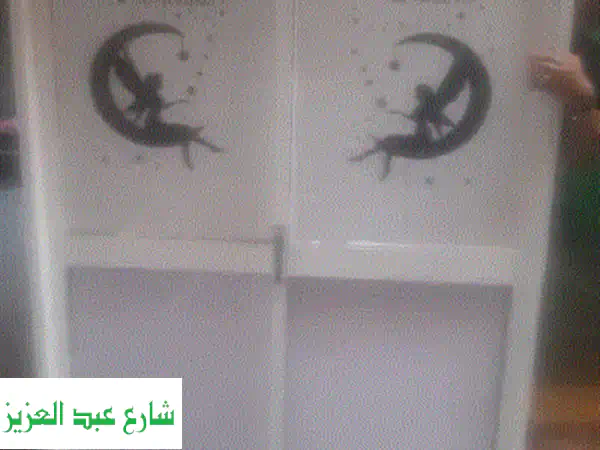 باب مروحة قديم فاخر - قطعة فنية تُضفي سحراً على منزلك!