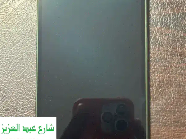 iPhone 13 بحالة ممتازة - 128GB - بطارية 92% - كسر زيرو! 📱
