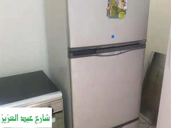 ثلاجة توشيبا 16 قدم نوفروست بخار - استخدام نظيف - فرصة...