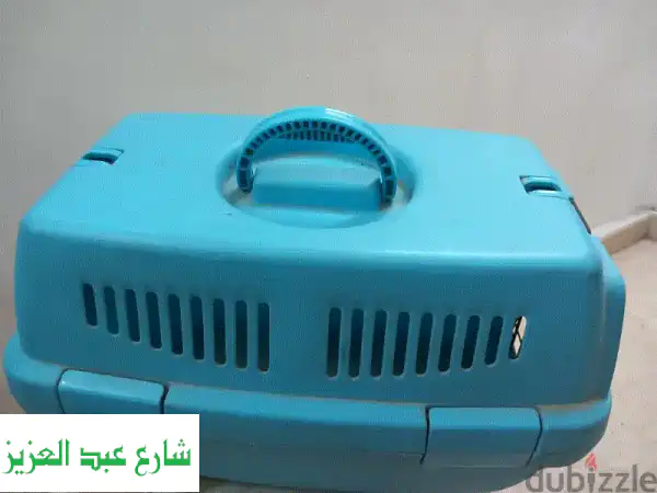 بوكس نقل آمن ومريح لقططك وكلابك - حالة ممتازة! سعر...