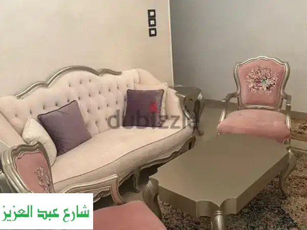 أثاث فاخر للبيع: أنتريه، سفرة، وركنة بأسعار مميزة!