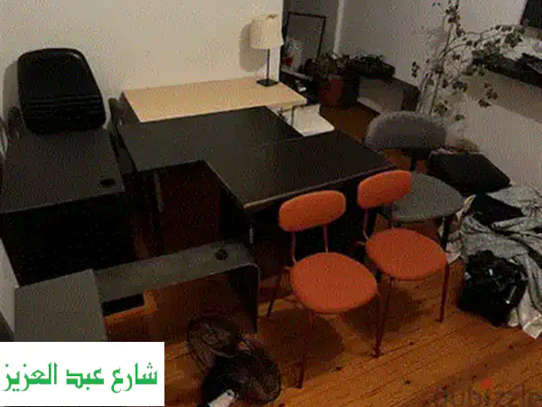 فرصة استثمارية ذهبية: مشروع رياضي ترفيهي جاهز للبيع - ملعب وحمام سباحة!
